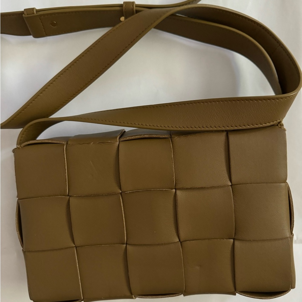 BOTTEGA VENETA CASSETTE BAG - Picture 2 of 3